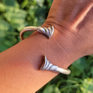 Awesome artistic organic heavy 925 sterling silver KABANA round band bracelet